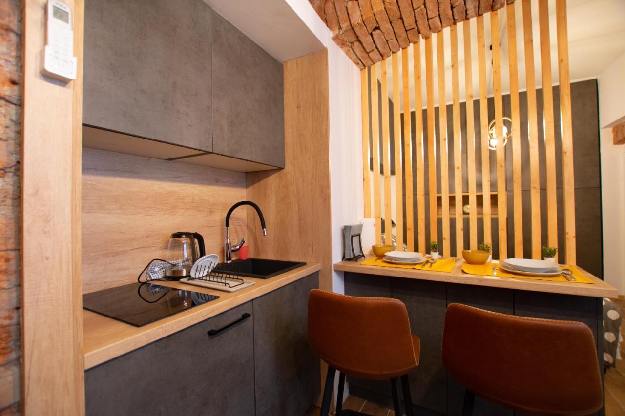 Studio apartment Iva Zagabria Esterno foto