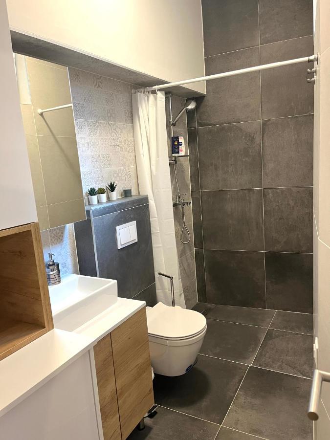 Studio apartment Iva Zagabria Esterno foto
